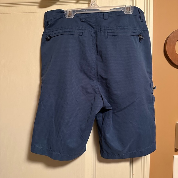Men's Blue Cargo Shorts. Bob Timberlake brand. Size 32 waist. - Picture 2 of 6